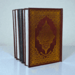 ⁦باقة مصحف الصدقة الجارية (5 مصاحف)⁩ - الصورة ⁦2⁩